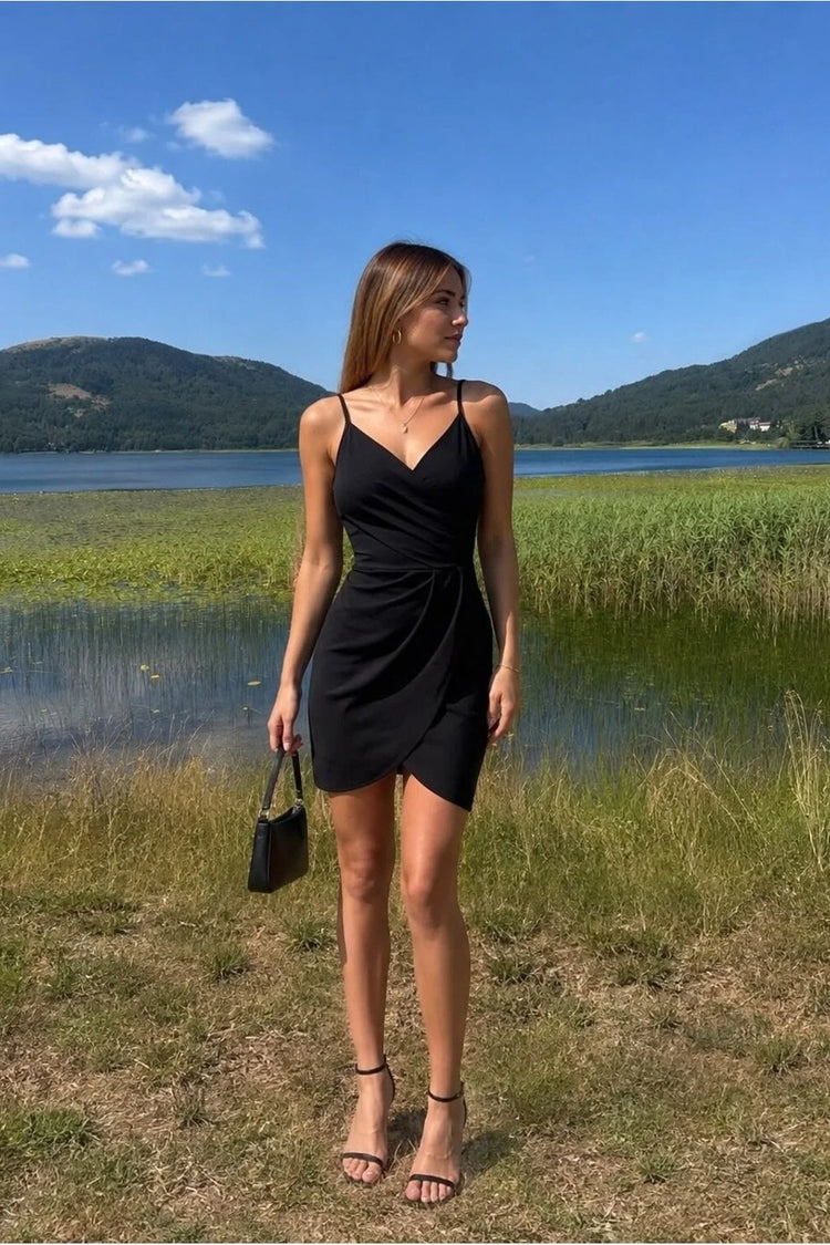 Kruvaze Askılı Elbise Yaka Drapeli Mini